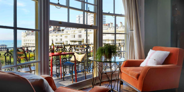 Artist Residence Brighton, East Sussex - easy destinations from London