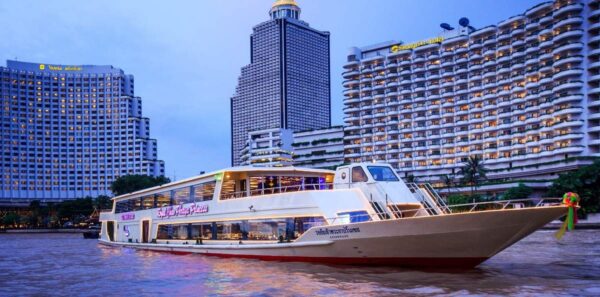 Chao Phraya Cruise in Bangkok