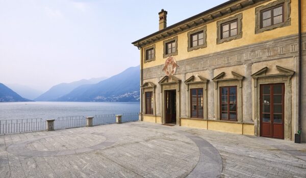 Villa Pliniana wedding venue in italy