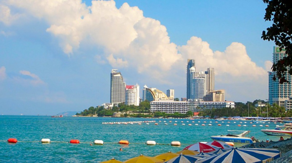 Wong Amat Beach in Bangkok
