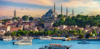 what is the best area to stay in Istanbul