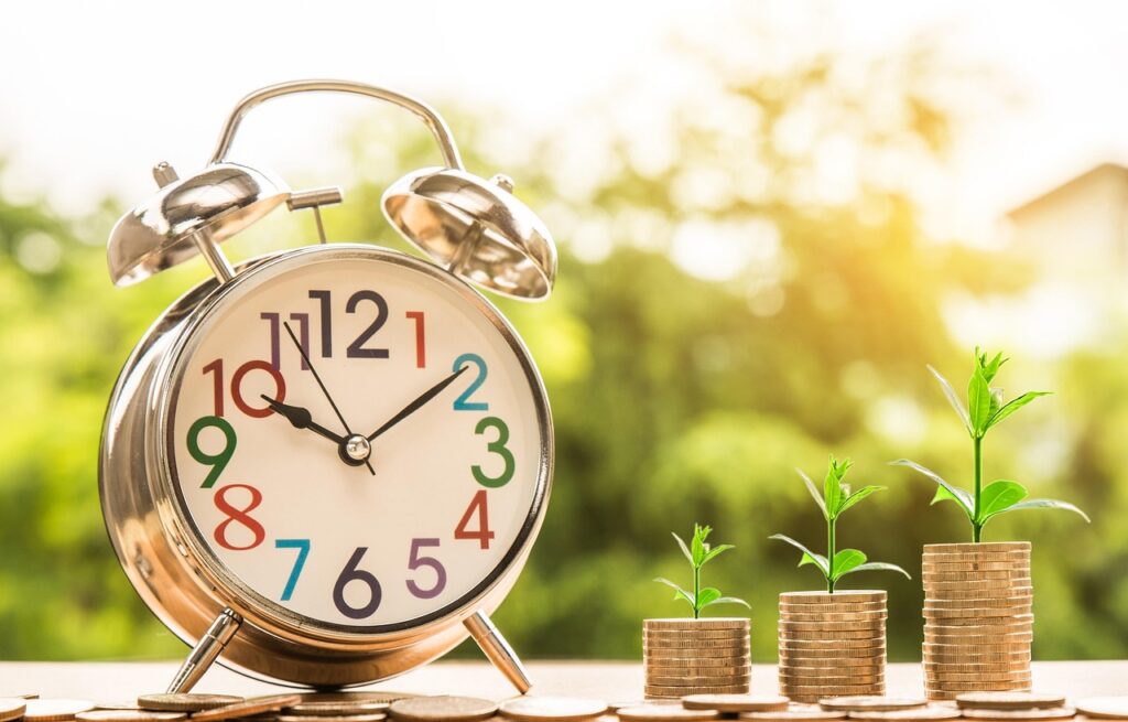 How to Save Money on a Wedding - save early